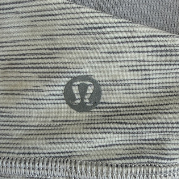 Women's Gray and Pink Lululemon Energy Bra size 8 - Picture 6 of 7